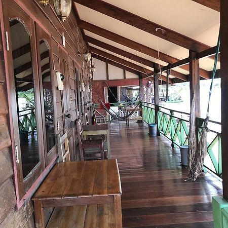 Somphamit Guesthouse Ban Khon Exterior foto