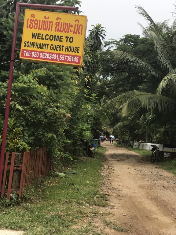 Somphamit Guesthouse Ban Khon Exterior foto